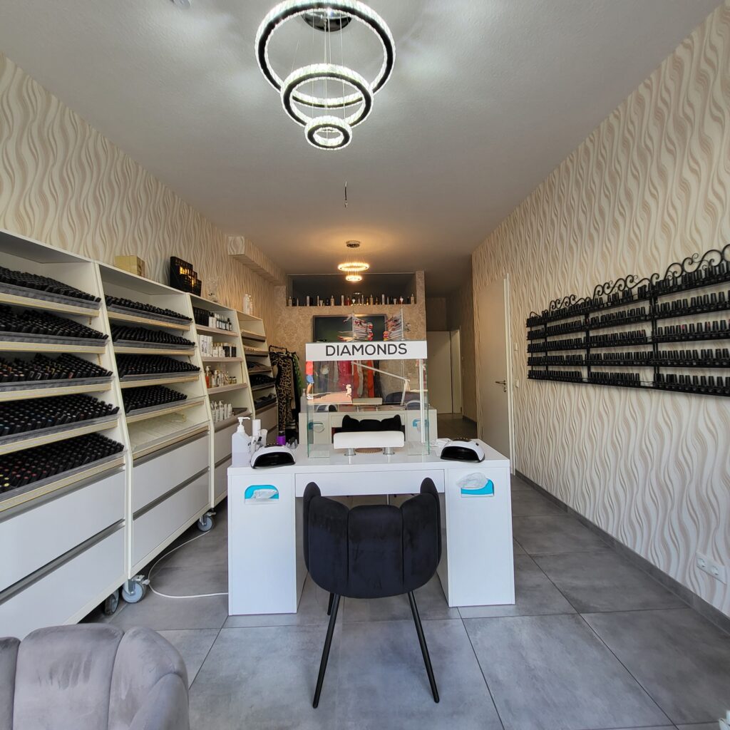 Nageldesign, russische Maniküre Kerpen Frechen Diamonds Kosmetikstudio